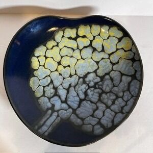Pentik Studio Anu Floral Leaf Dish Plate Blue Finland Finnish pottery Rare